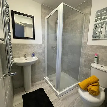 Veronica's Leeds (West Yorkshire)